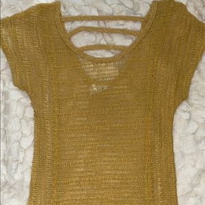 Threads knit top